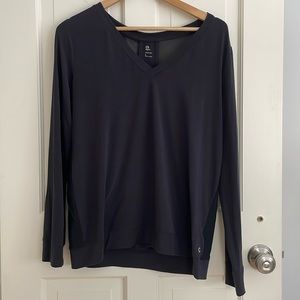 Gap GapFit Breathe Long Sleeve Black V Neck Workout Shirt Sheer Mesh Back